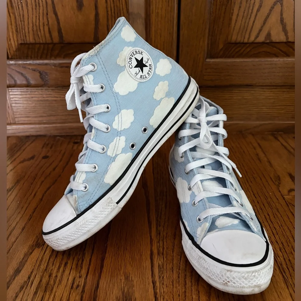 Converse High-Top Sneakers Cloud Print - Size 7 Youth